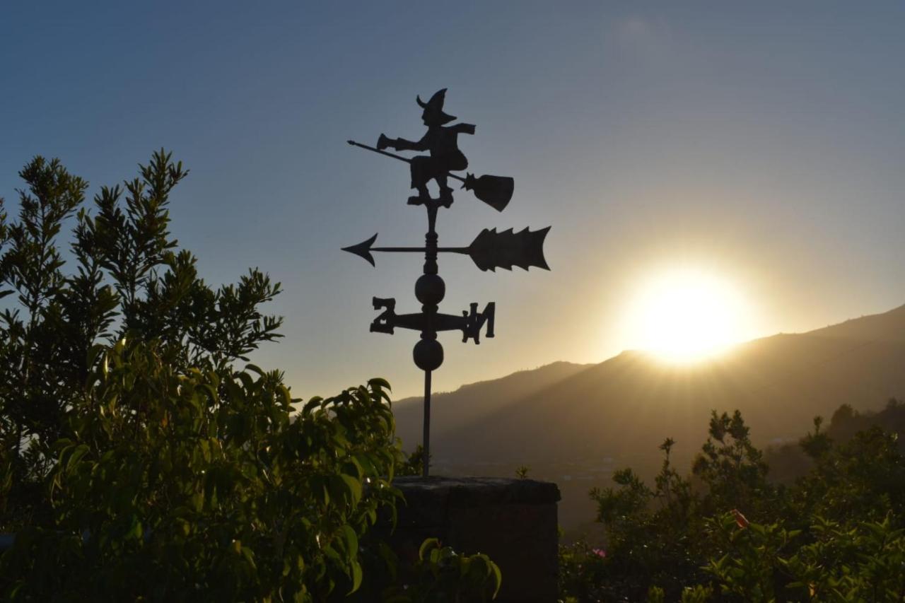 Villa Torres Los Llanos De Aridane Kültér fotó